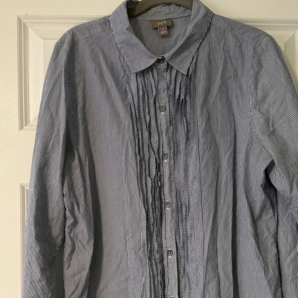 J. Jill Ruffle Front Blue Button Down Shirt - Picture 3 of 4